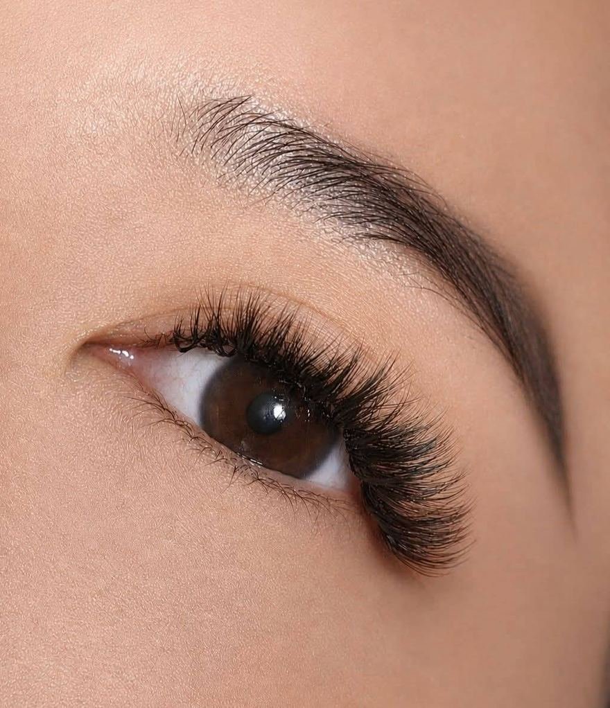 Mega Volume lash extensions, client result 2 at Léora Lash Studio Bangkok