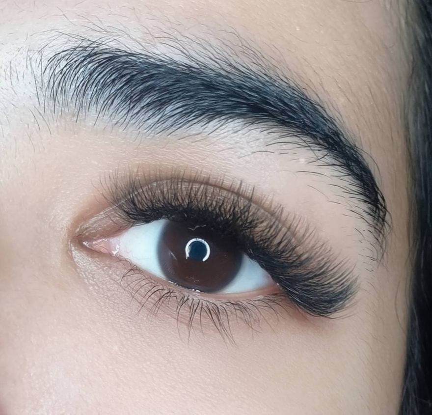 Volume 3D / 4D / 5D lash extensions, client result 4 at Léora Lash Studio Bangkok